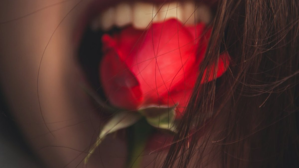 Jealousy and Possessiveness Red Flags — Spot Them & Act Fast