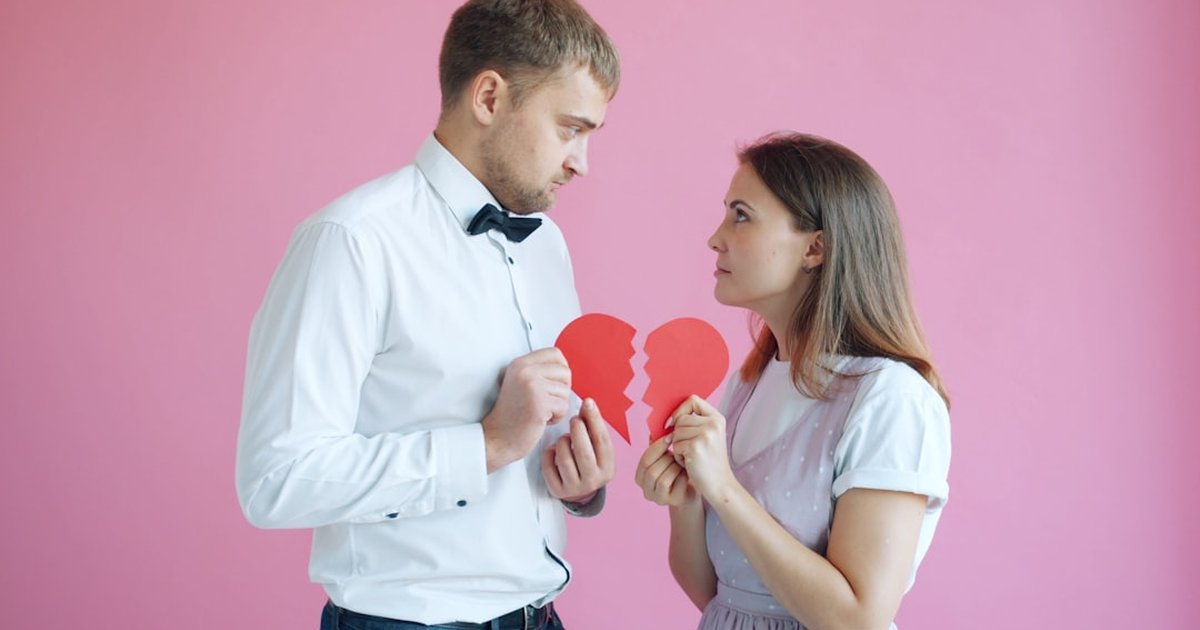 Red Flags in Long-Distance Relationships: Checklist