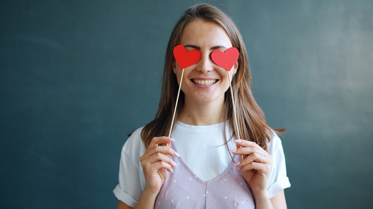 Teen Dating Red Flags: Essential Guide for Parents